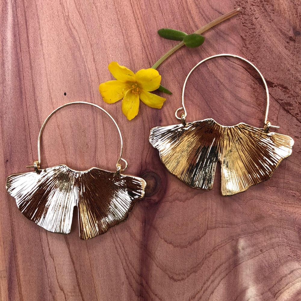 Anthro Ginkgo Leaf Gold Earrings!
